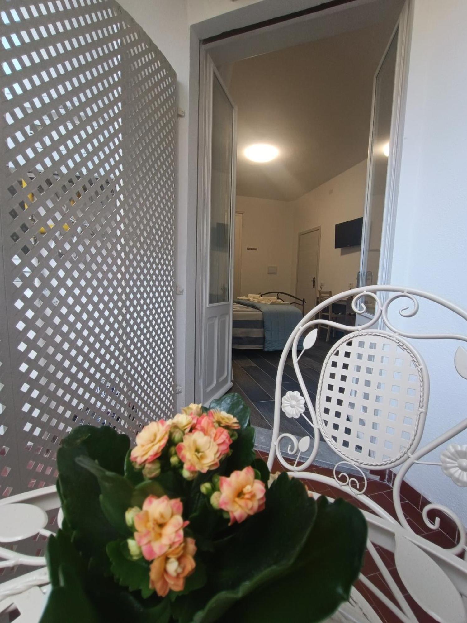 Porto Sicuro By Hospitality Sardinia Hotel Cagliari Buitenkant foto